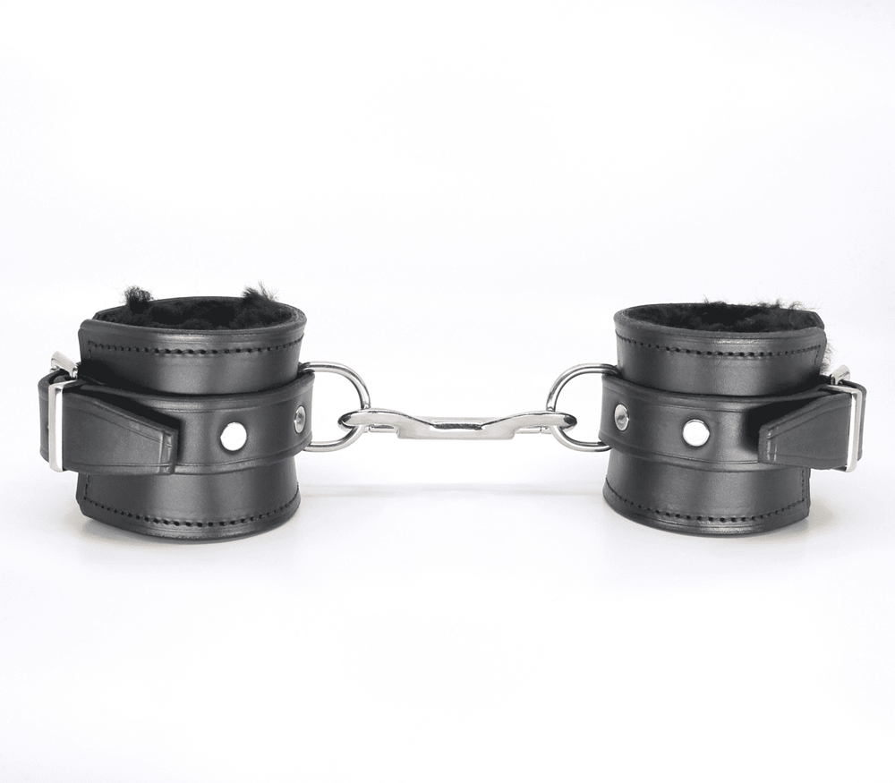 Love In Leather Sheepskin lined Ankle Restraints - - Cuffs And Restraints