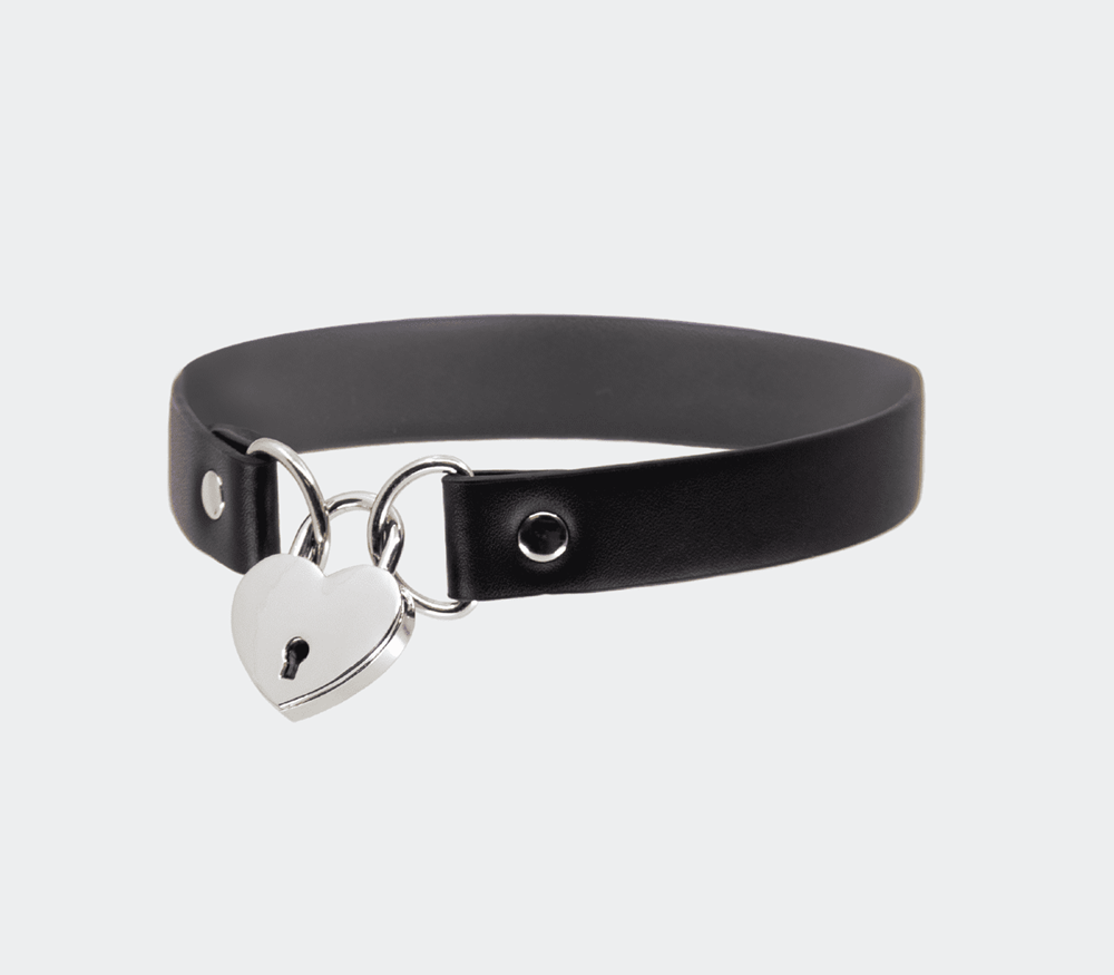 Love In Leather Heart Padlock Faux Leather Choker - Default Title - Collars and Leads