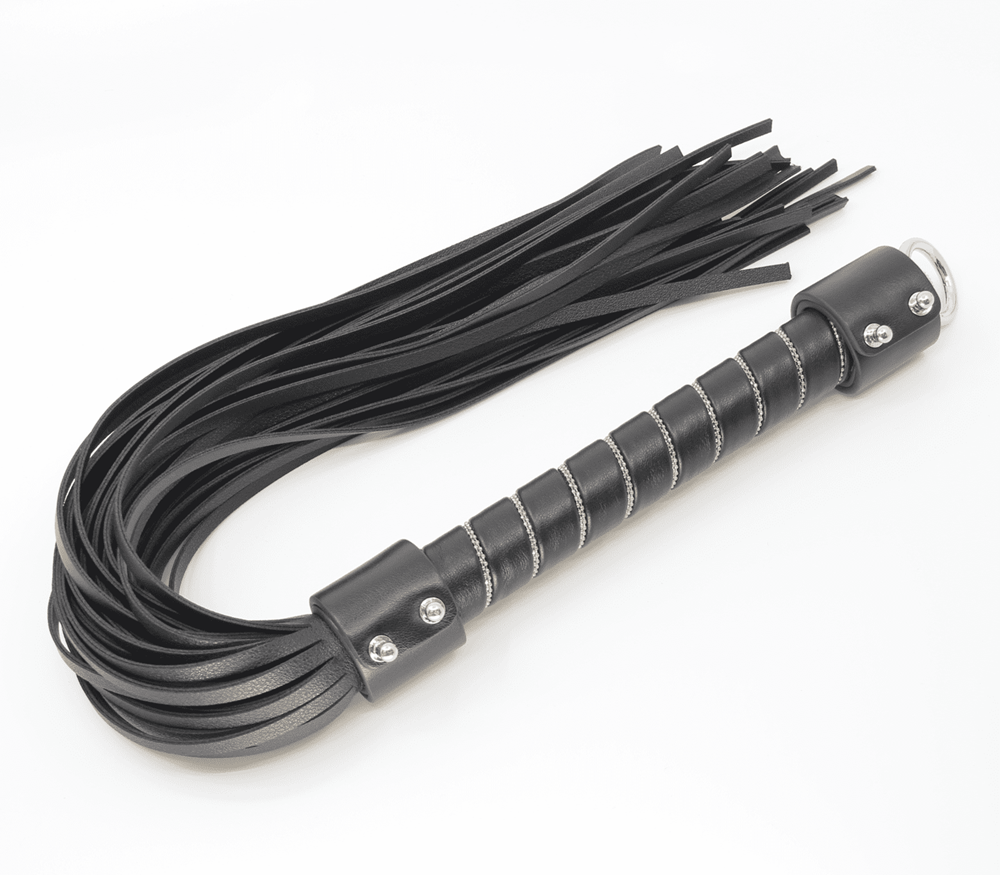 Love In Leather BDSM Flogger with Chain Detail - - Whips And Crops