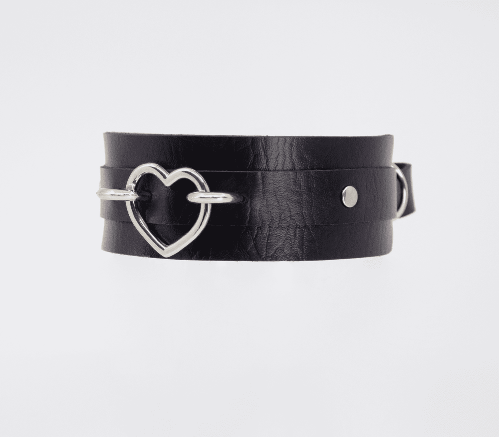 Love In Leather Heart Embellishment Faux Leather Collar - Silver - Collars and Leads