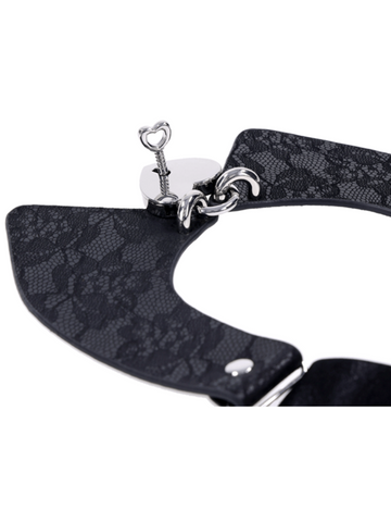 Sportsheets Sex and Mischief Heartbound Lace Day Collar - Collars and Leads