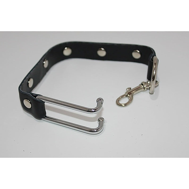 KinkyTime Metal Nose Hooks on Connectable Leather Lead - Cuffs and Restraints