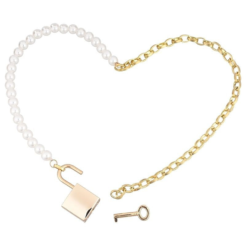 Elegant Pearl Day Collar - A Touch of Luxury in Everyday Wear - Collars and Leads