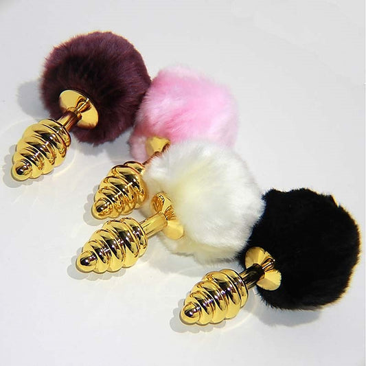 Scuttle Butt Ribbed Butt Plug in Gold