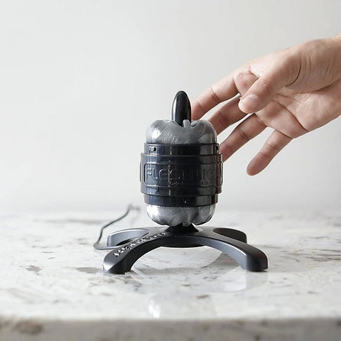 Quickshot Male Masturbator Sleeve Warmer By Fleshlight - Fleshlight Male Masturbators