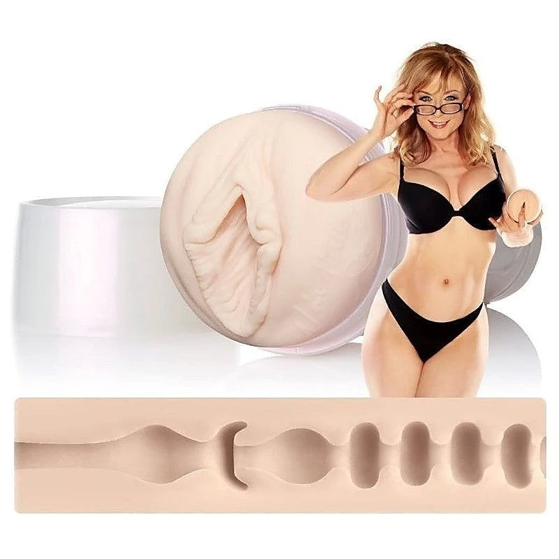 Fleshlight Girls Nina Hartley - Masturbators and Strokers