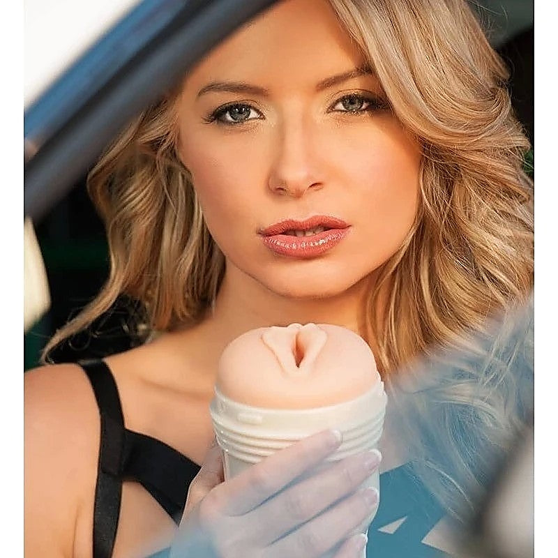Fleshlight Girl Anikka Albrite - Realistic Butts And Vaginas