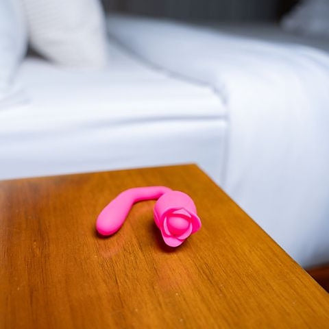 Maia Meadow Usb Rechargeable Flower Stimulator By Maia Toys - Personal Massagers