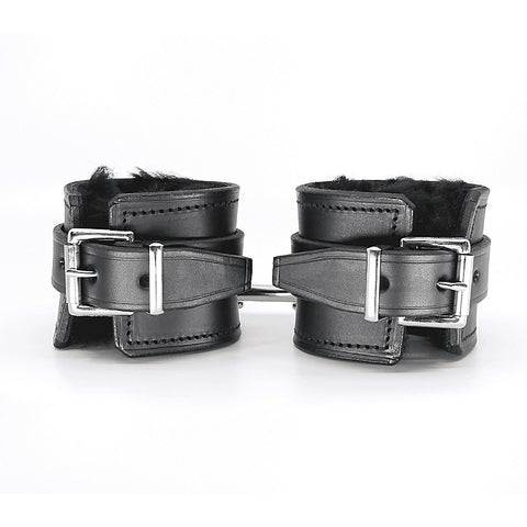 Love In Leather Sheepskin lined Ankle Restraints - Cuffs And Restraints