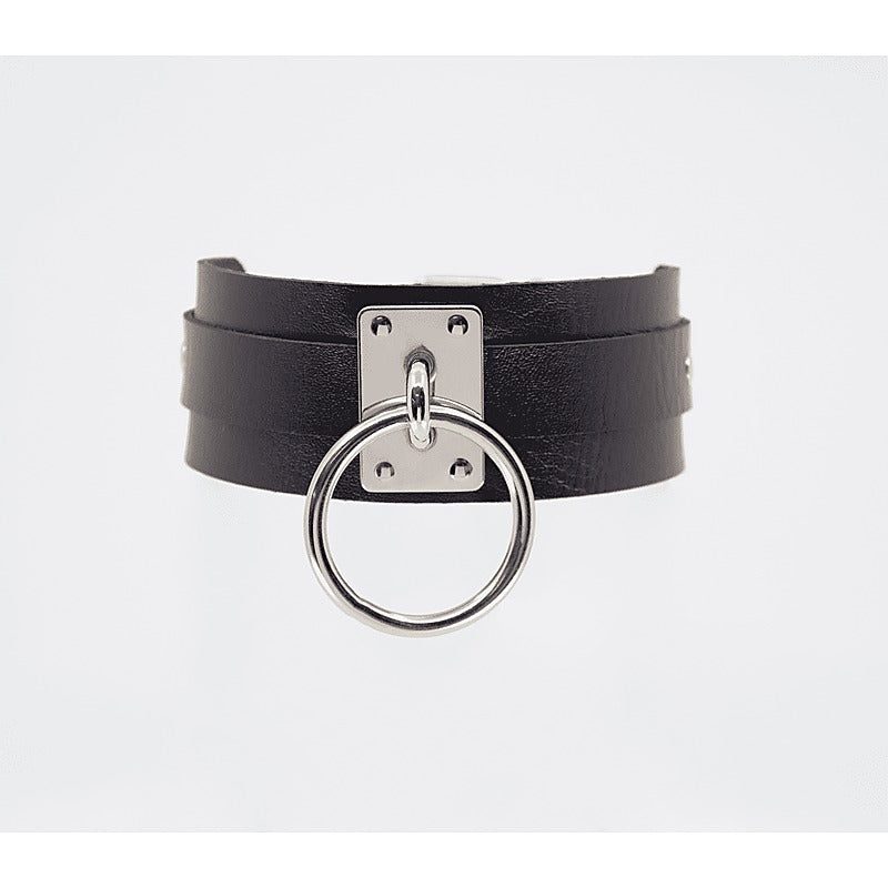 Love In Leather O-Ring Faux Leather BDSM Collar - Collars and Leads