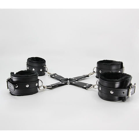 Berlin Baby Faux Fur Lined Hog Tie Shackle - Cuffs And Restraints