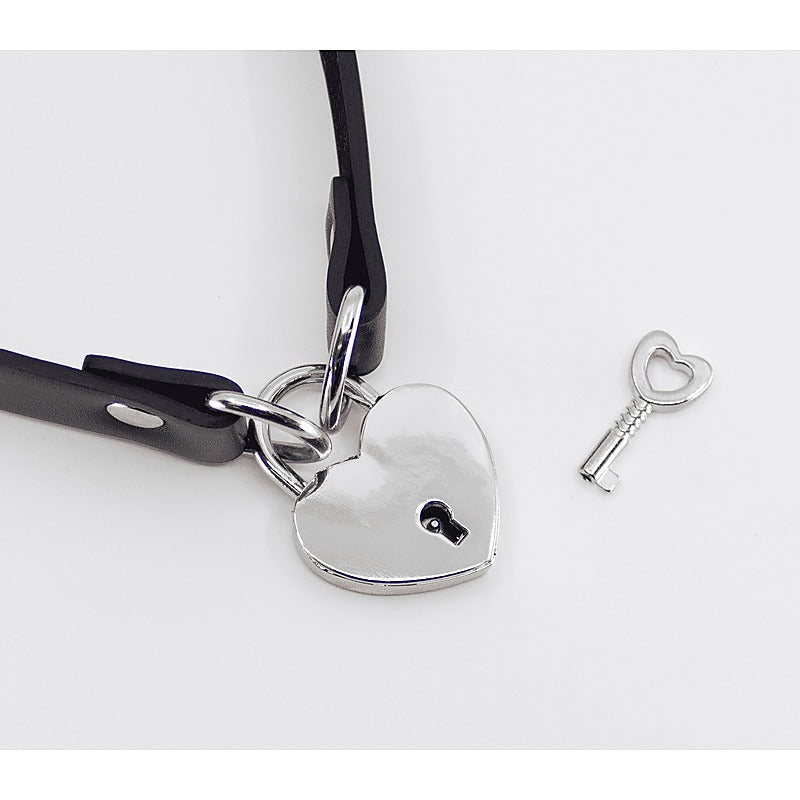 Love In Leather Heart Padlock Faux Leather Choker - Collars and Leads