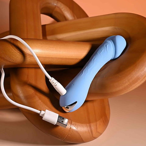 Selopa DAINTY DICK USB Rechargeable Vibrator - Mini & Slim Vibrators