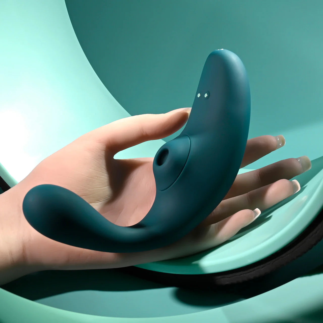 Playboy Pleasure CHARMER Clit Suction Vibrator - - Clit Ticklers and Pulsators