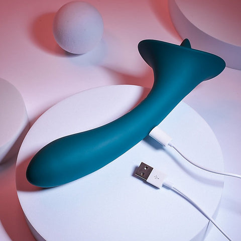 Playboy Pleasure True Indulgence Tongue Vibrator - Clit Ticklers and Pulsators