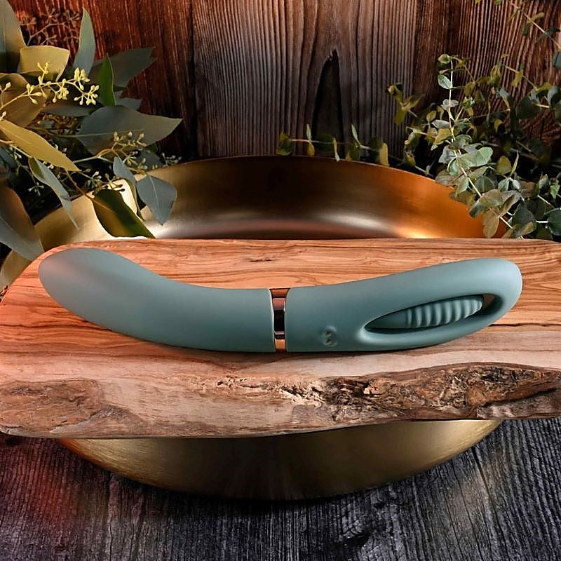 Evolved CHICK FLICK Vibrator - Become the Star of Your Show - G-Spot Vibrators