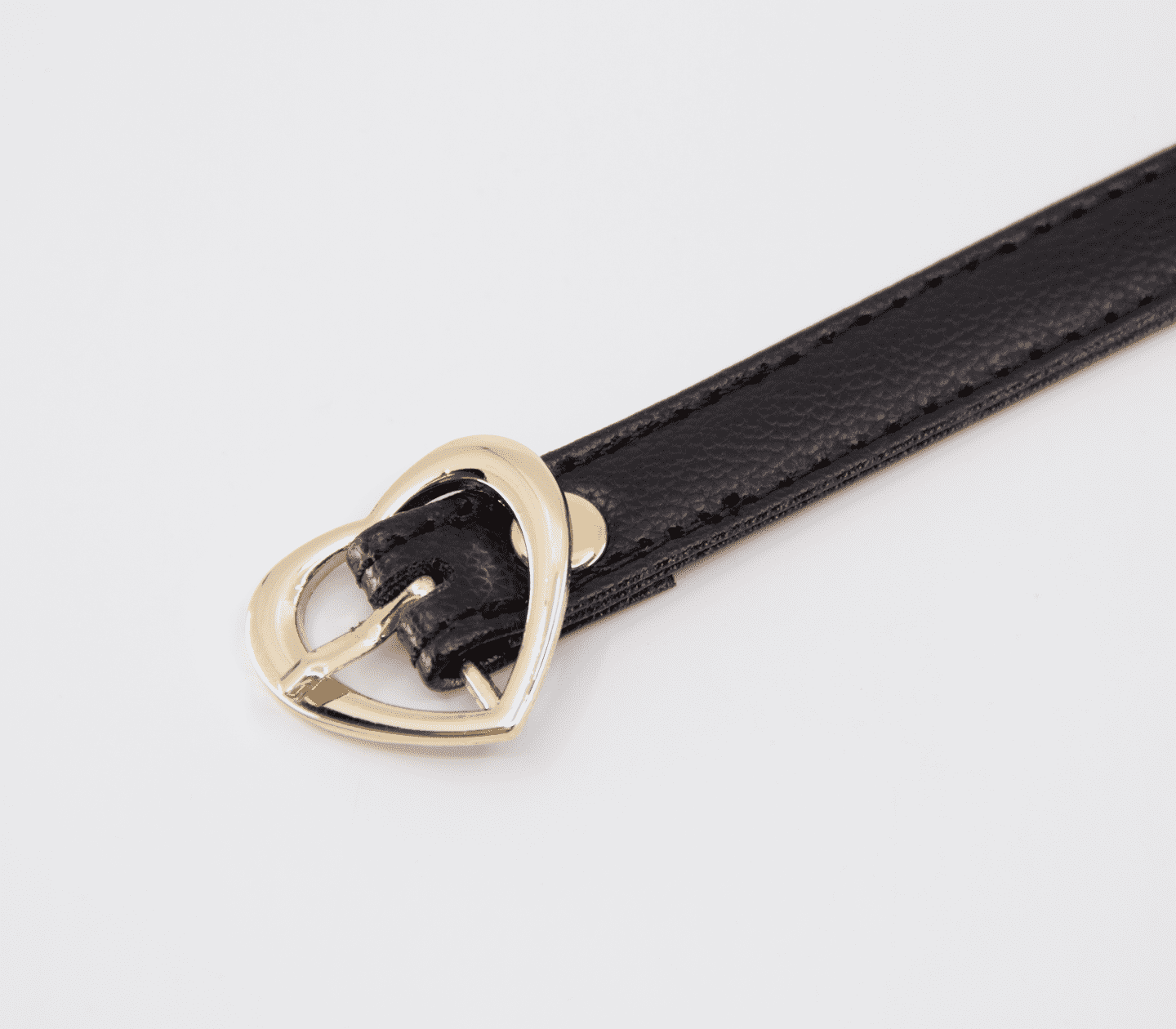 Love In Leather Heart Buckle Bondage Leather Collar - - Collars and Leads