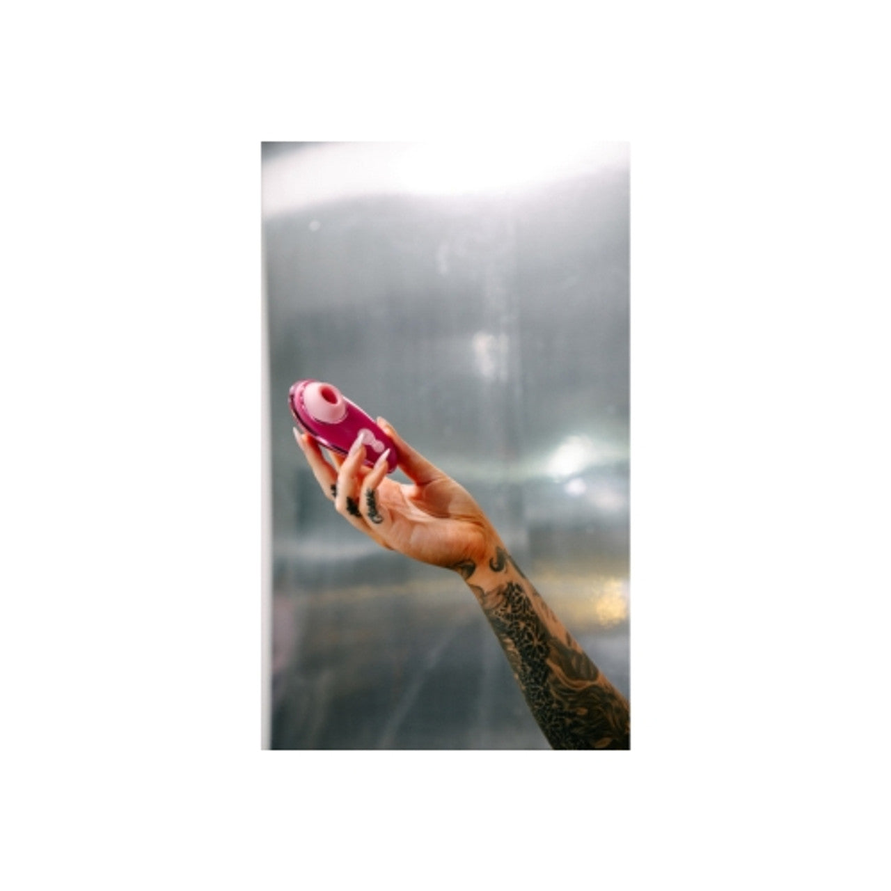 Womanizer Liberty 2 Iggy Air Pulse Clitoral Vibrator - - Clit Ticklers and Pulsators